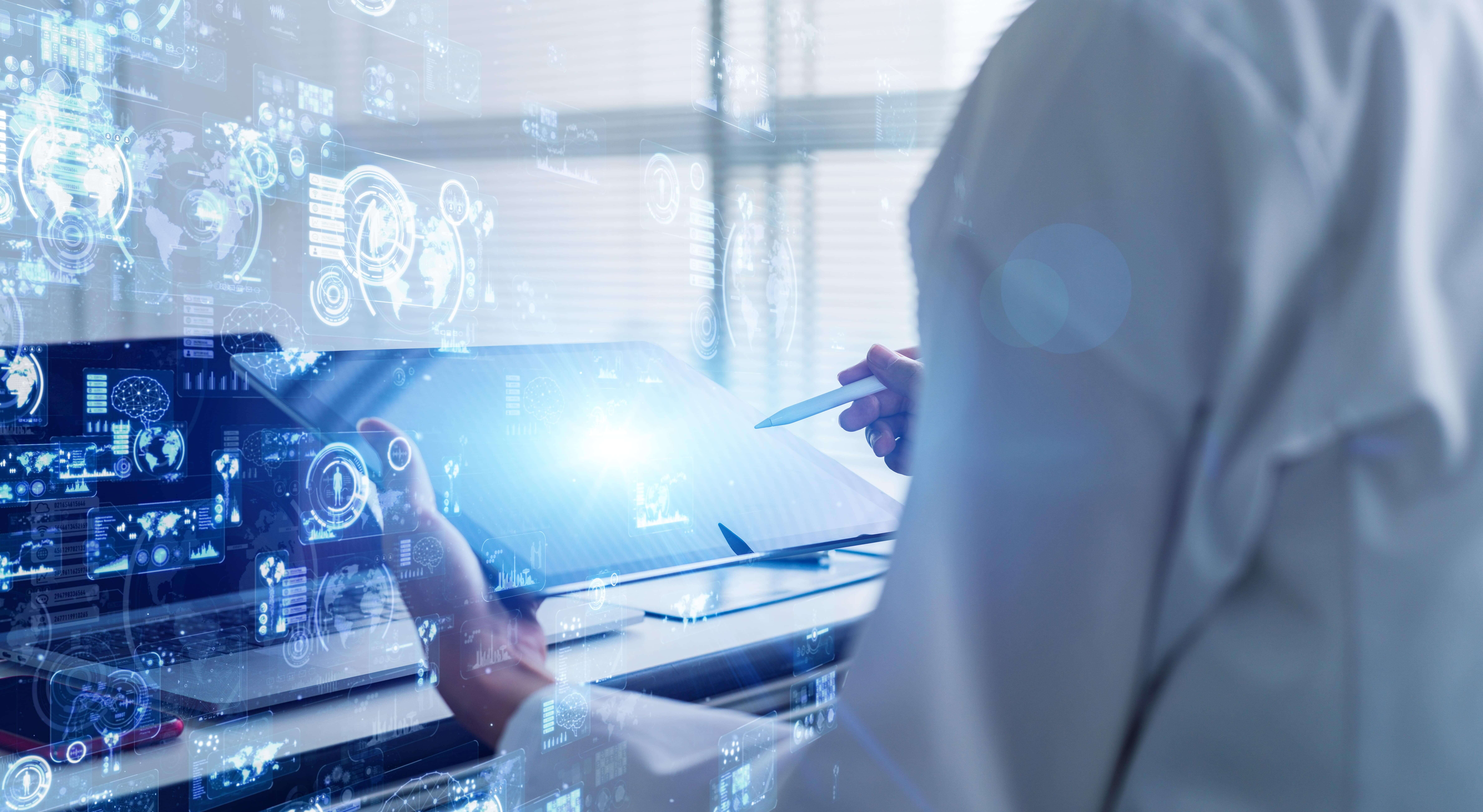 Capitalize on Fully Autonomous Data Warehousing With Pre-Built Reporting